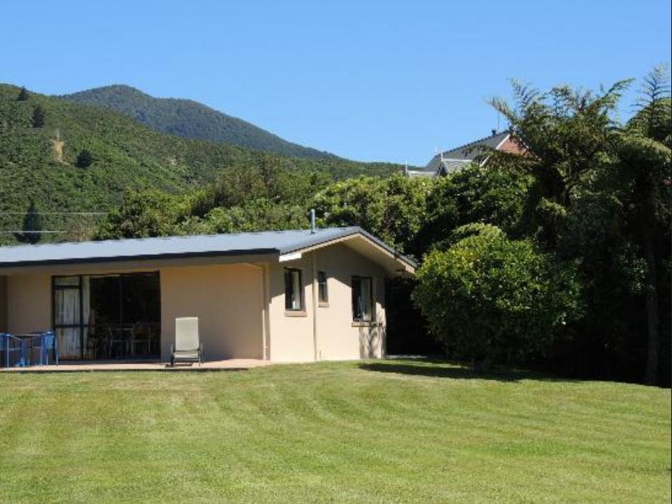 Bay Vista Waterfront Motel Picton Exterior foto